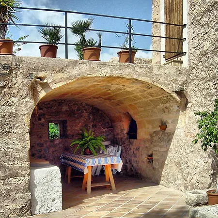 Casa Es Putxet Only Families קאלה ראטג'אדה