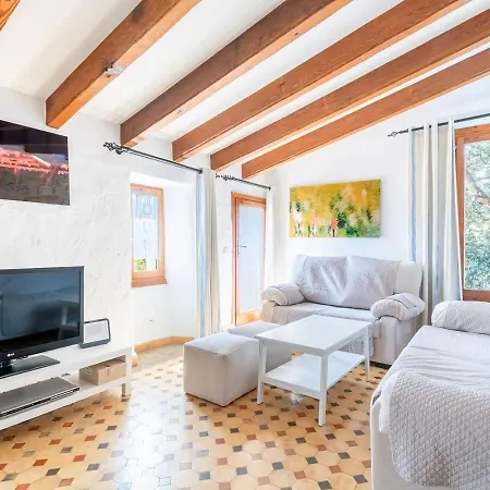 Casa Es Putxet Only Families קאלה ראטג'אדה